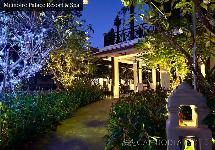 Memoire Palace Resort & Spaのレストラン内観。落ち着いた雰囲気で朝食や夕食を楽しめる空間