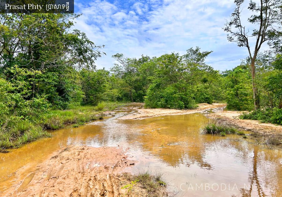 プラサット・プティ（ប្រាសាទផ្ទី / Prasat Phty）