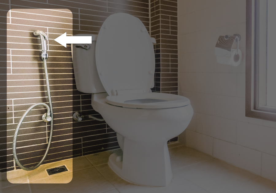 カンボジアのトイレに設置されている洗浄用シャワーノズル
